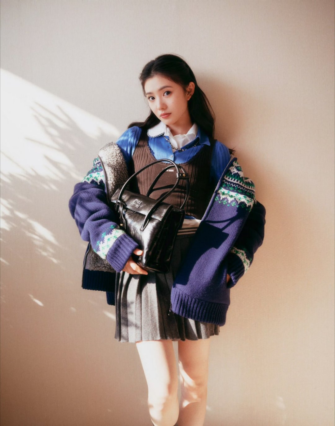 刘浩存 存存十二月顺顺利利(ᐡɞ̴̶̷.ɞ̴̶̷ᐡ)降温啦注意保暖好美呀宝宝