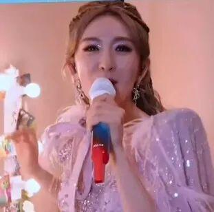 7000多个老爷们，被"附近美女"几句甜言蜜语坑走3400万——多数人被骗光还替