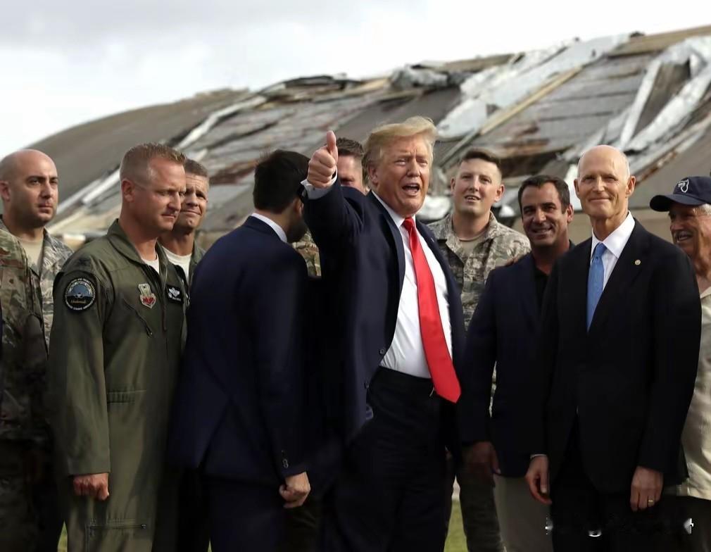 法国媒体24日猛爆大瓜：

特朗普处理伊朗关键军事行动时，直接当场情绪暴走，对着