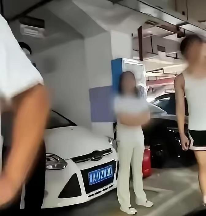 长沙离谱车位纠纷！霸占别人车位7天，竟反手报警告车主？颠覆了我对邻里相处的认知！