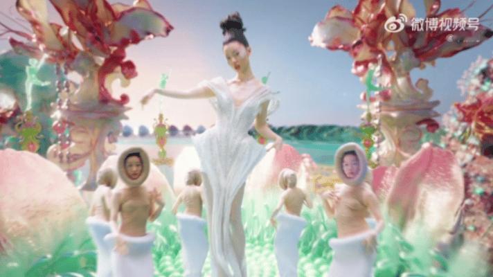 单依纯MV上身两套高定纯妹妹 不愧是你！《纯妹妹》MV里的高定造型和天真怪乖的设