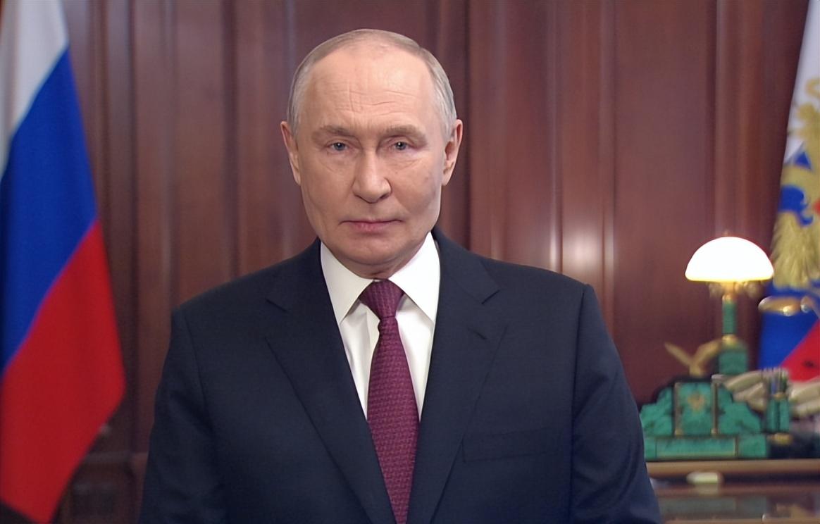 俄乌冲突4周年前一天，普京当着全国人民面，向俄军下达最新指示，背后信息量非常大。