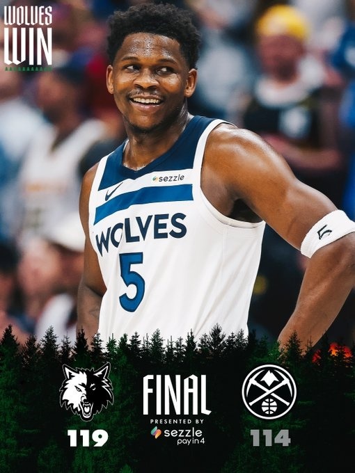 掘金记者Ryan Blackburn透露，赛后球队更衣室非常安静。森林狼vs掘金