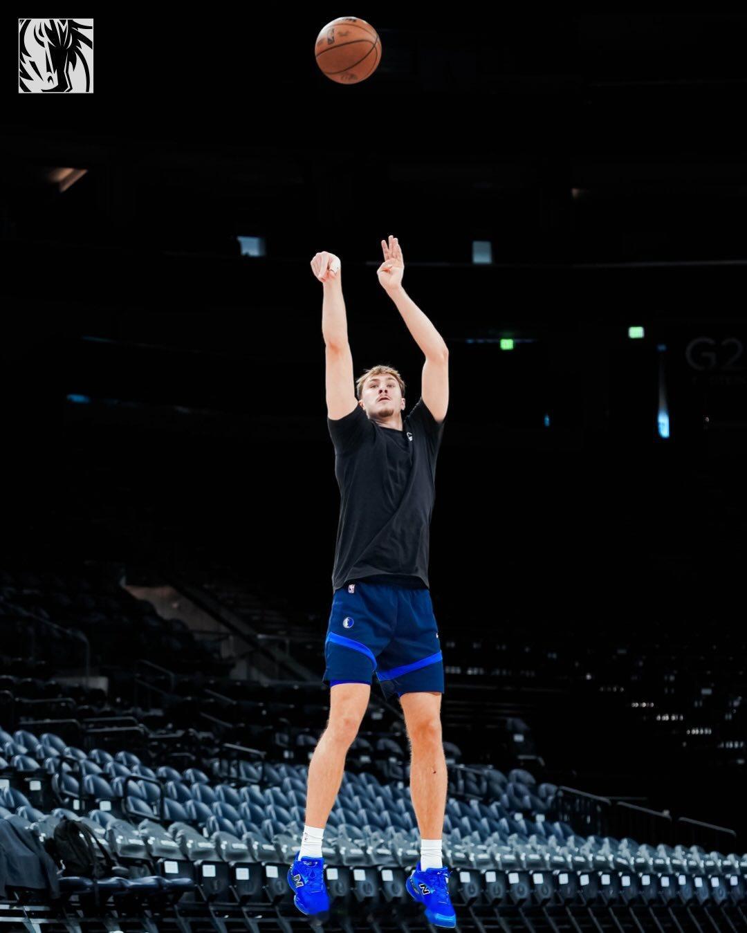 【加福德】这展现了他（弗拉格）整体的球风，随着他的成长，他会变得越来越好。我非常