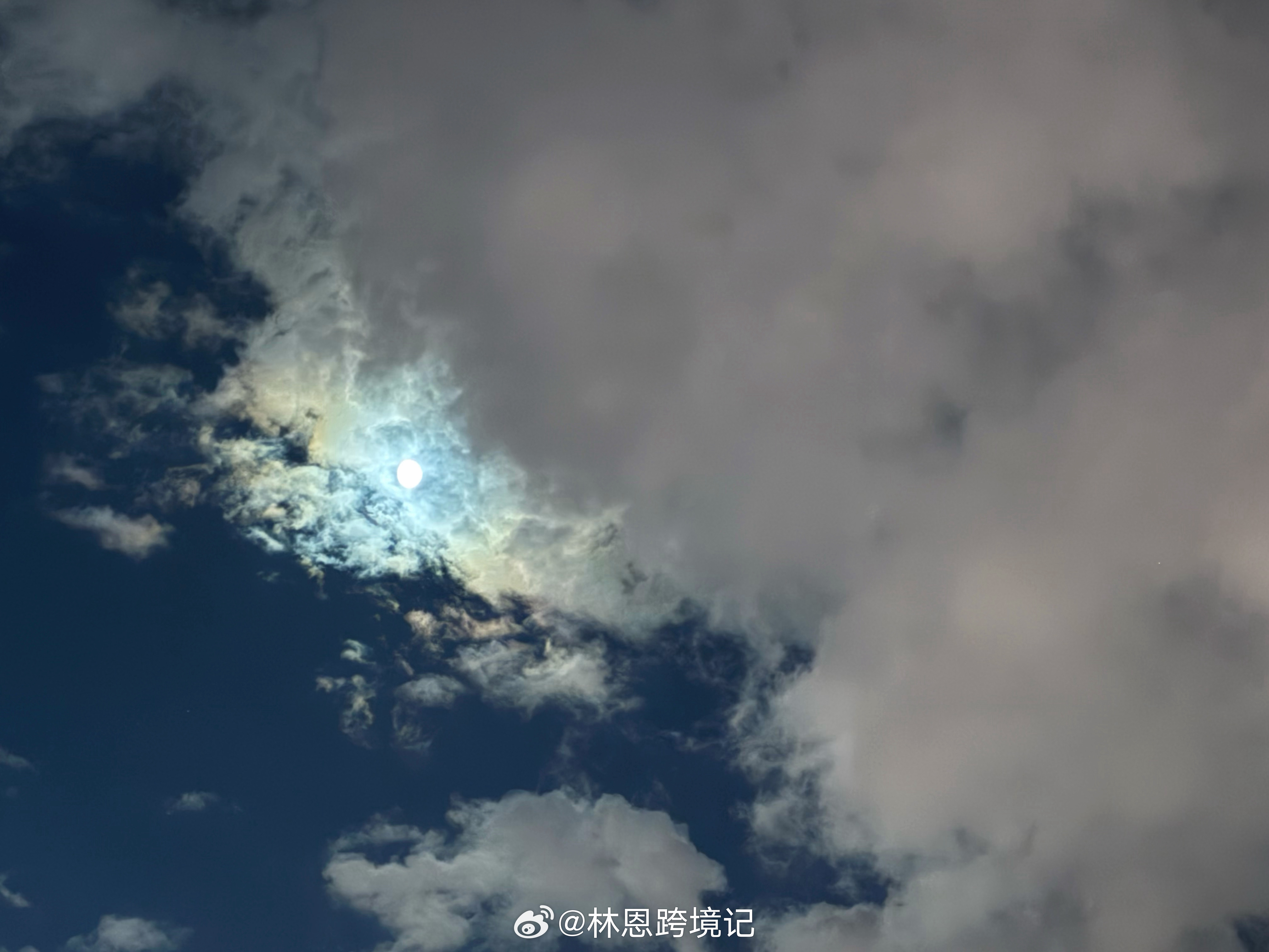 坚持运动打卡 67/100 夜爬岳麓山。 ​​​