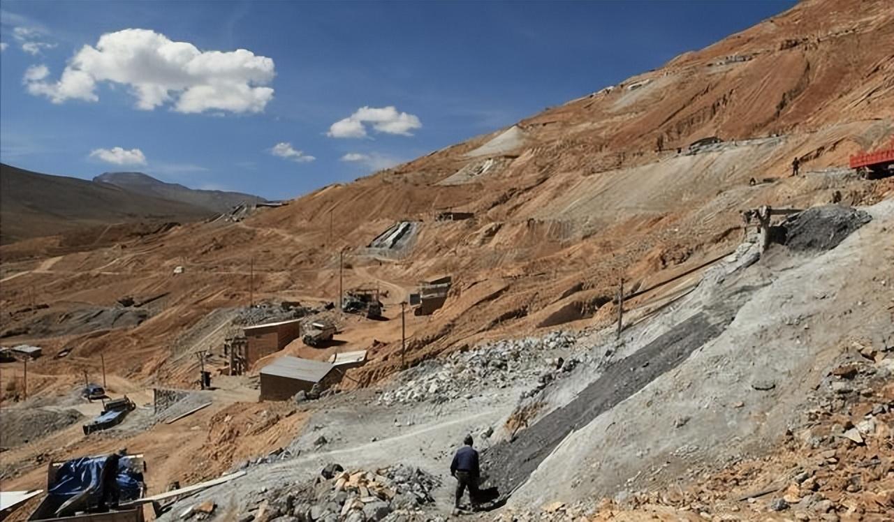 航空发动机金属铼，全球储量2650吨，美国用“铼”卡中国脖子？

麻烦看官老爷们