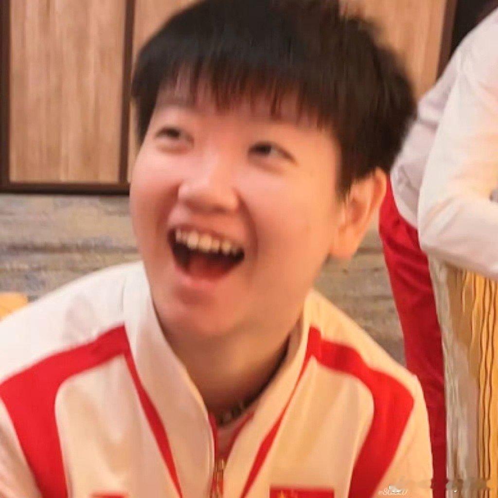 孙颖莎的福字可爱 不仅仅是字可爱，她是全世界最漂亮最可爱的宝贝啊 