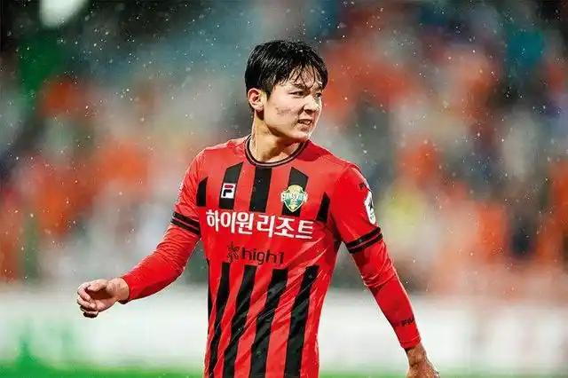 韩国联赛江原FC主场迎战富川FC，江原FC两场比赛未尝胜绩，富川FC在K1联赛五