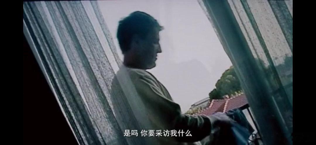 去看电影又迟到了，开始在车上预习 