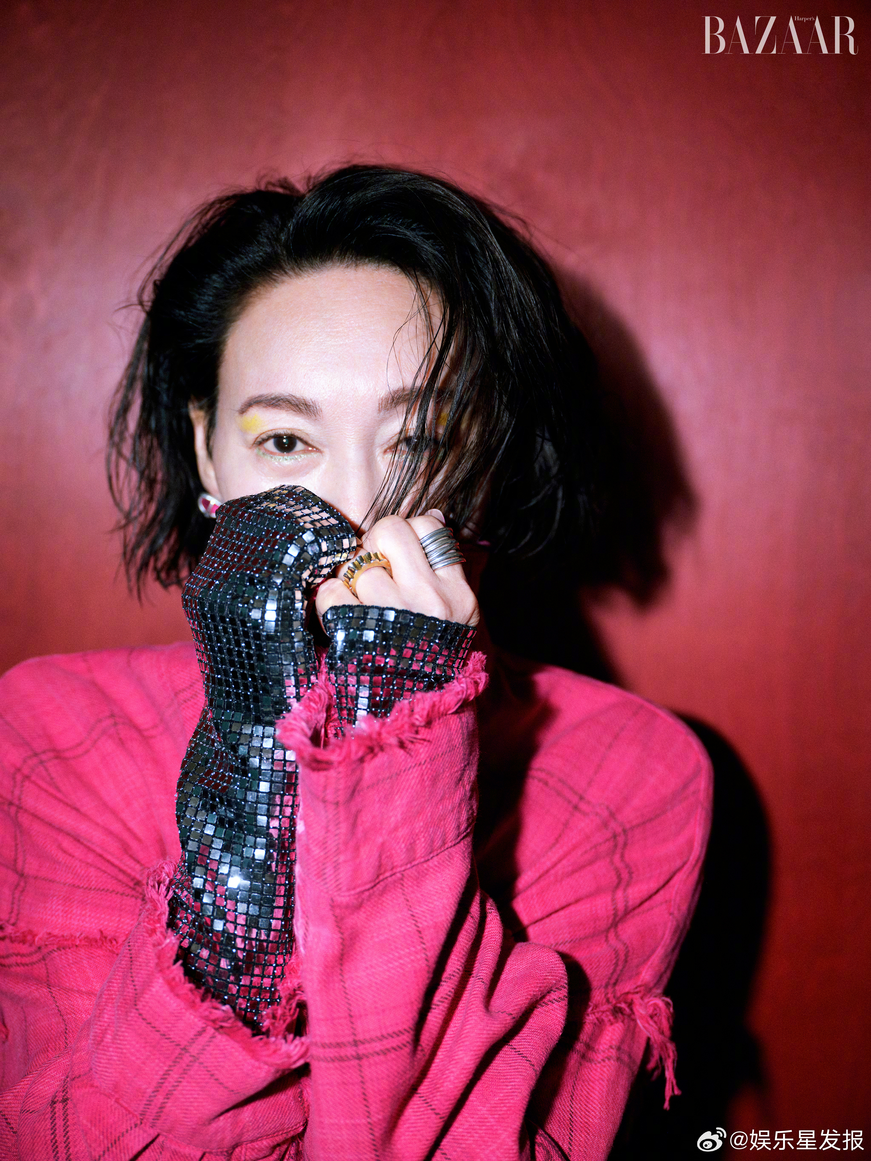 惠英红当打之年芭莎封面大片刷完这组《时尚芭莎》四月刊封面大片，我现在满脑子只剩一