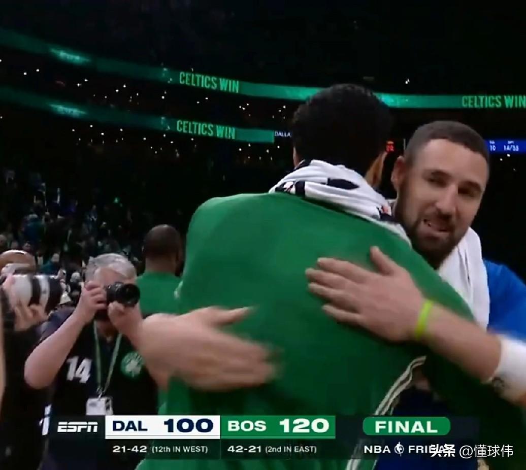 强势回归！克莱谈塔图姆：

“看到他能够健康回归。”

“真的为他感到高兴。”