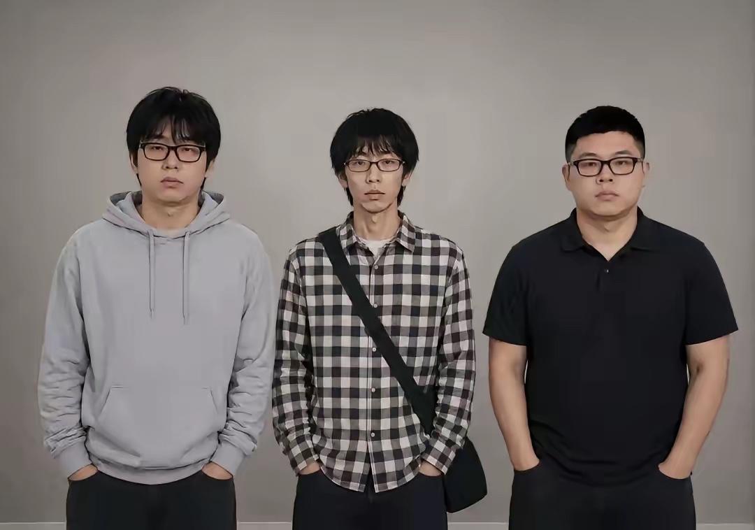 三个人各有一个韩国人，日本人，中国人，哪个是哪个呢