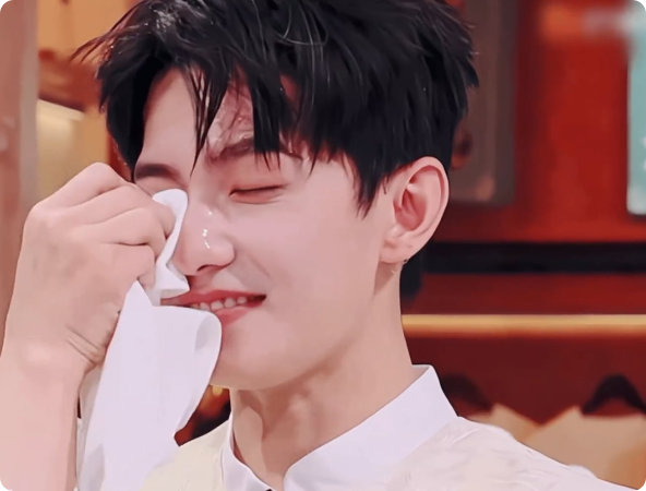 杨迪把杨洋泼溺水了你好星期六节目中杨迪和杨洋上演泼水大战，杨迪成功实现 “复仇计