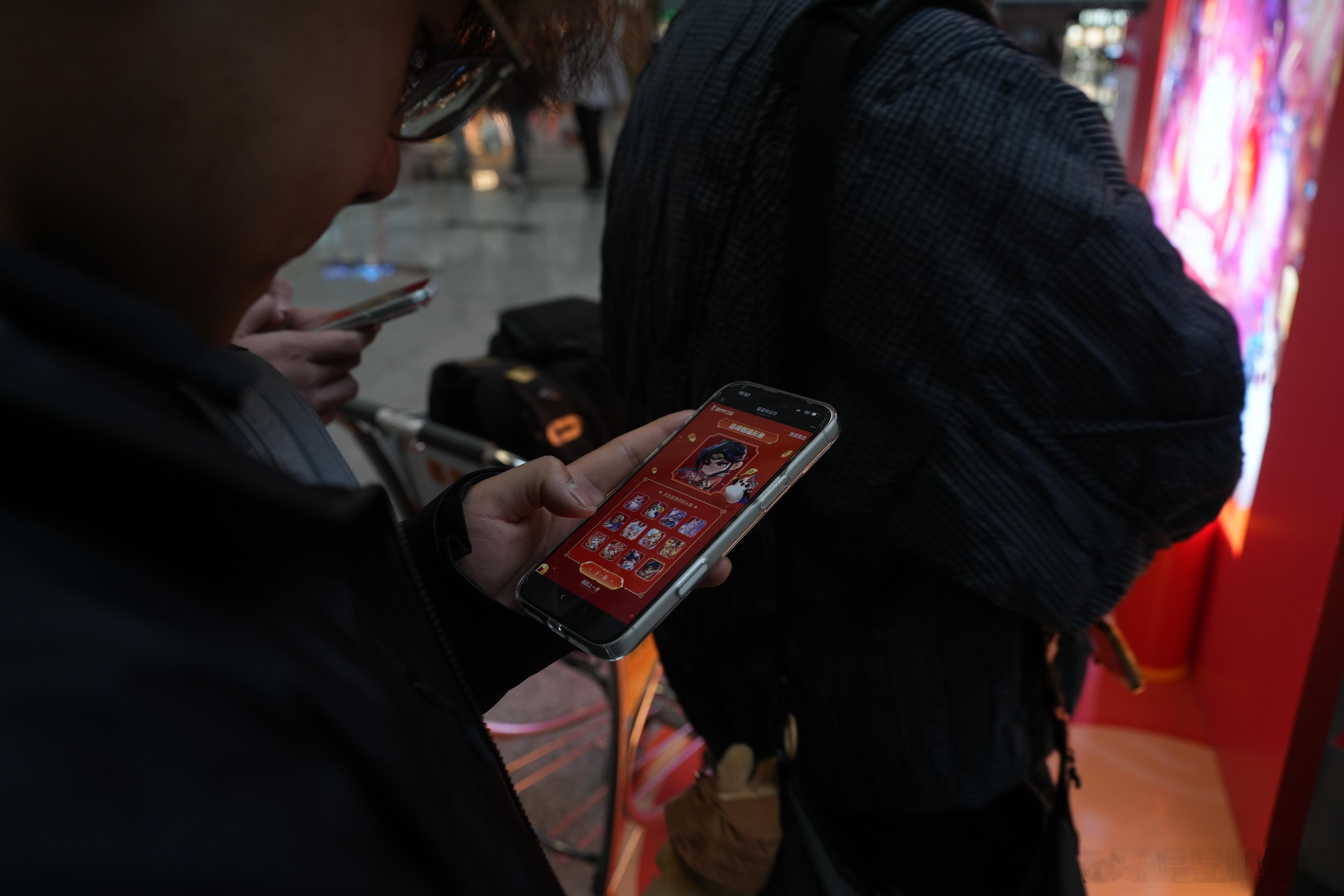 在北京大兴机场偶遇福星 大兴机场邂逅福星，马年开局即顺，万事皆有回响 