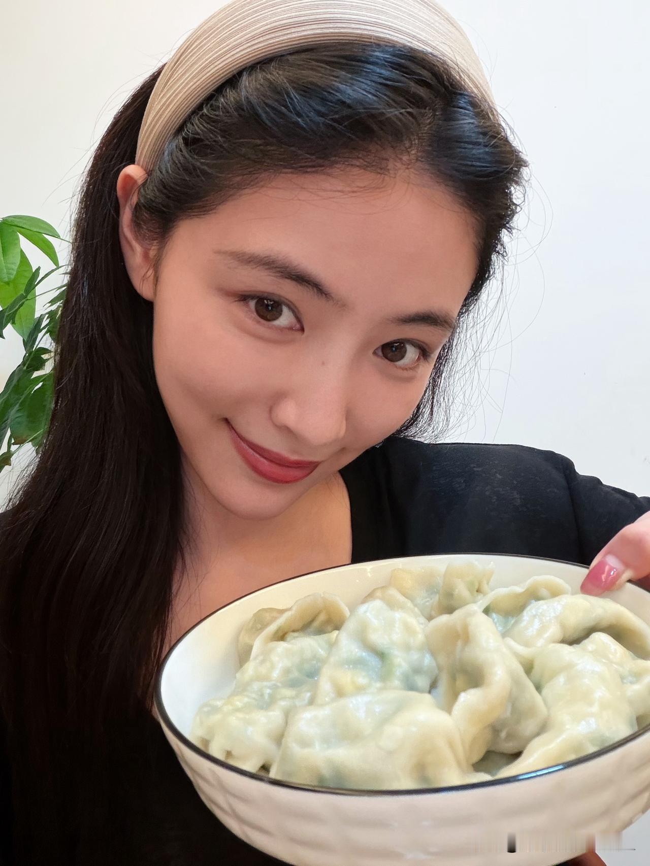 许佳琪分享图片