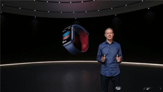 苹果公司二号人物离职今天，苹果前首席运营官（COO）杰夫・威廉姆斯（Jeff W