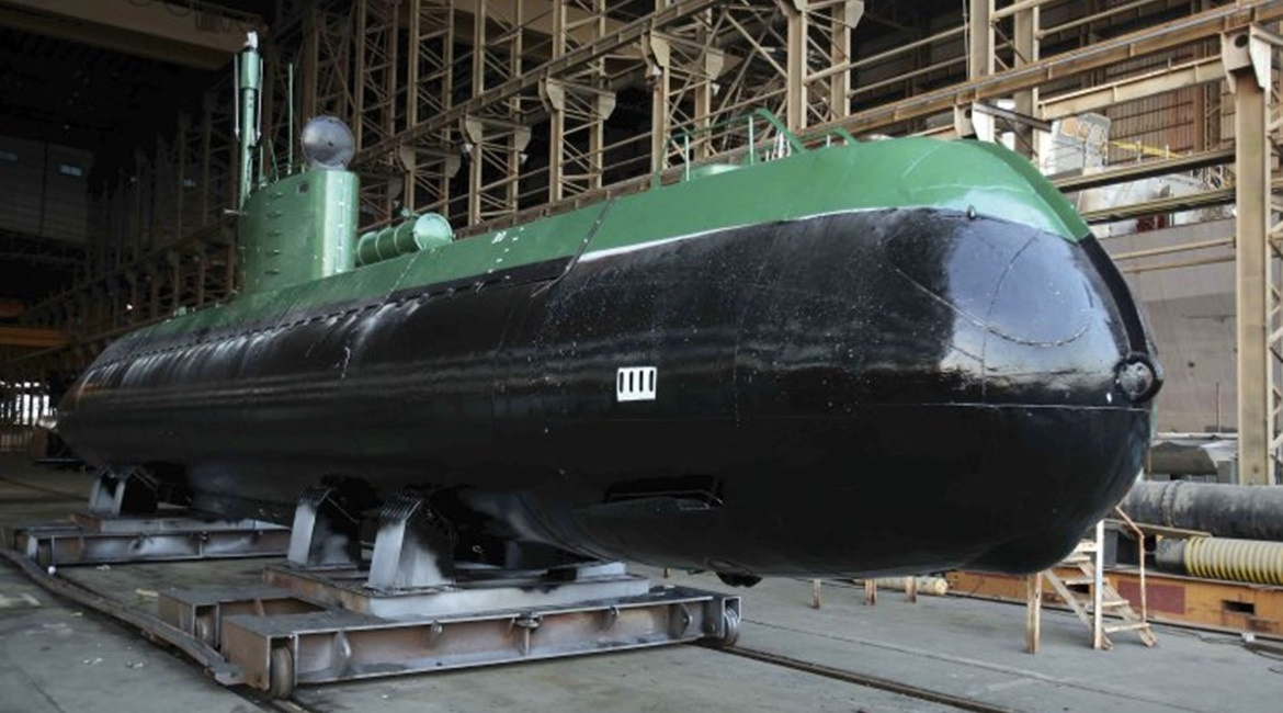 烽火问鼎计划 美伊以冲突 每天认识一件兵器 在战争开始前，伊朗海军保有约20艘“