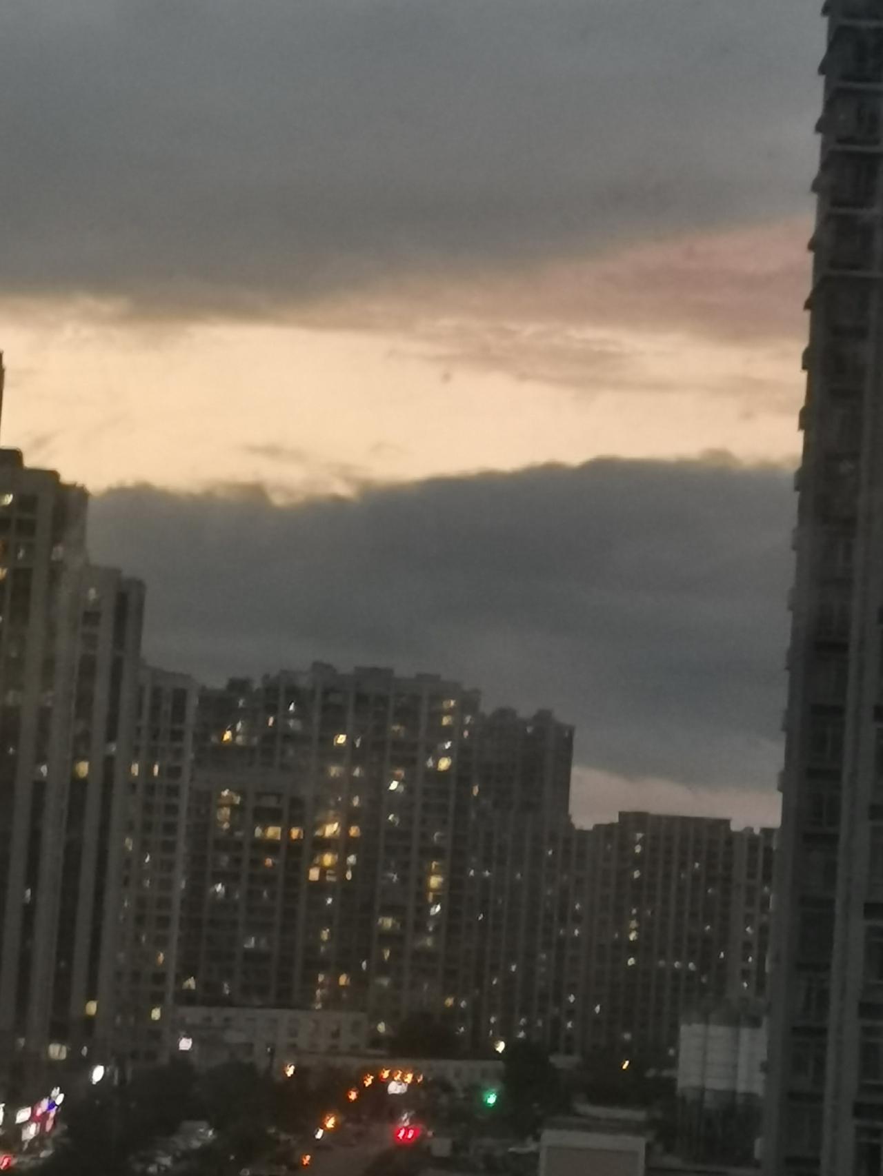 中国核电为啥不涨

最近中国核电股票可以用最烂的走势来形容。
如果持有中国核电半