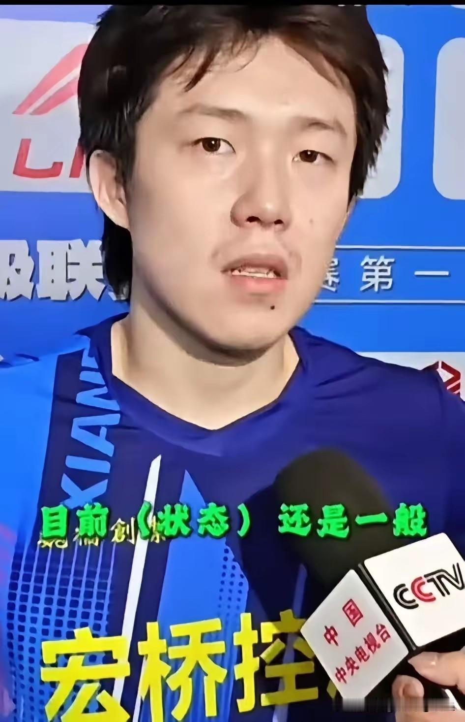 王楚钦从来不回避问题，他都是直接面对，由于乒超联赛他打了6场，有2个1:2。
黑