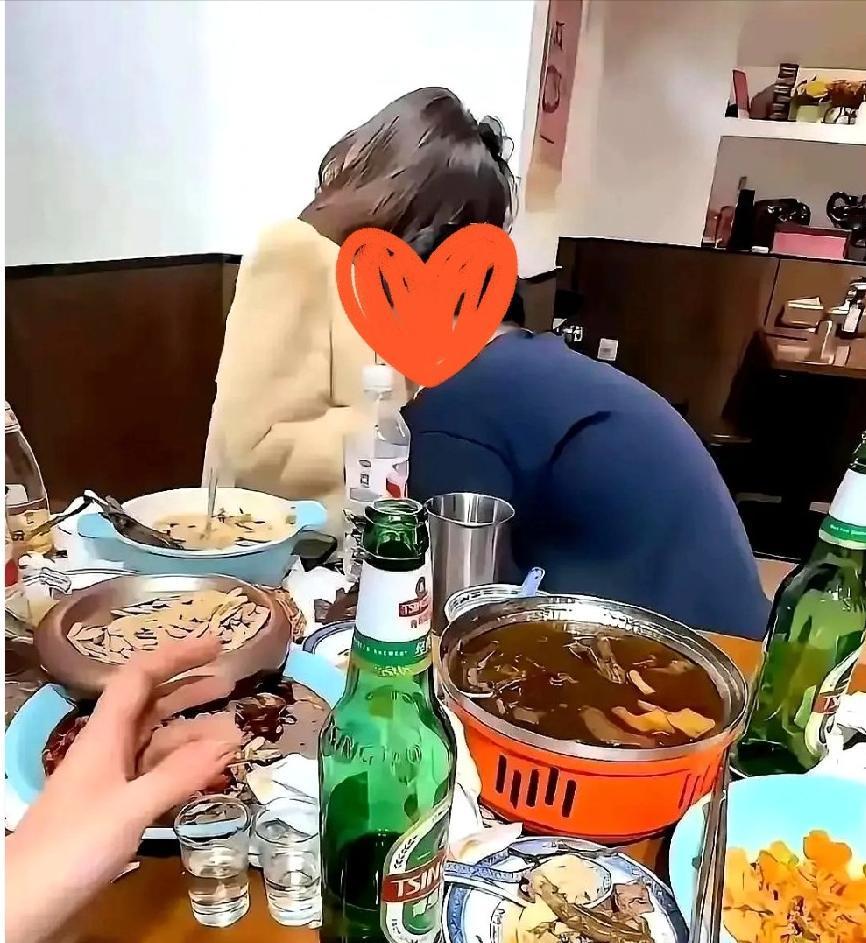 KTV喝多被‘朋友’拍视频发网上，两人工作没了，拍摄者却删号跑路
你敢信？一场普