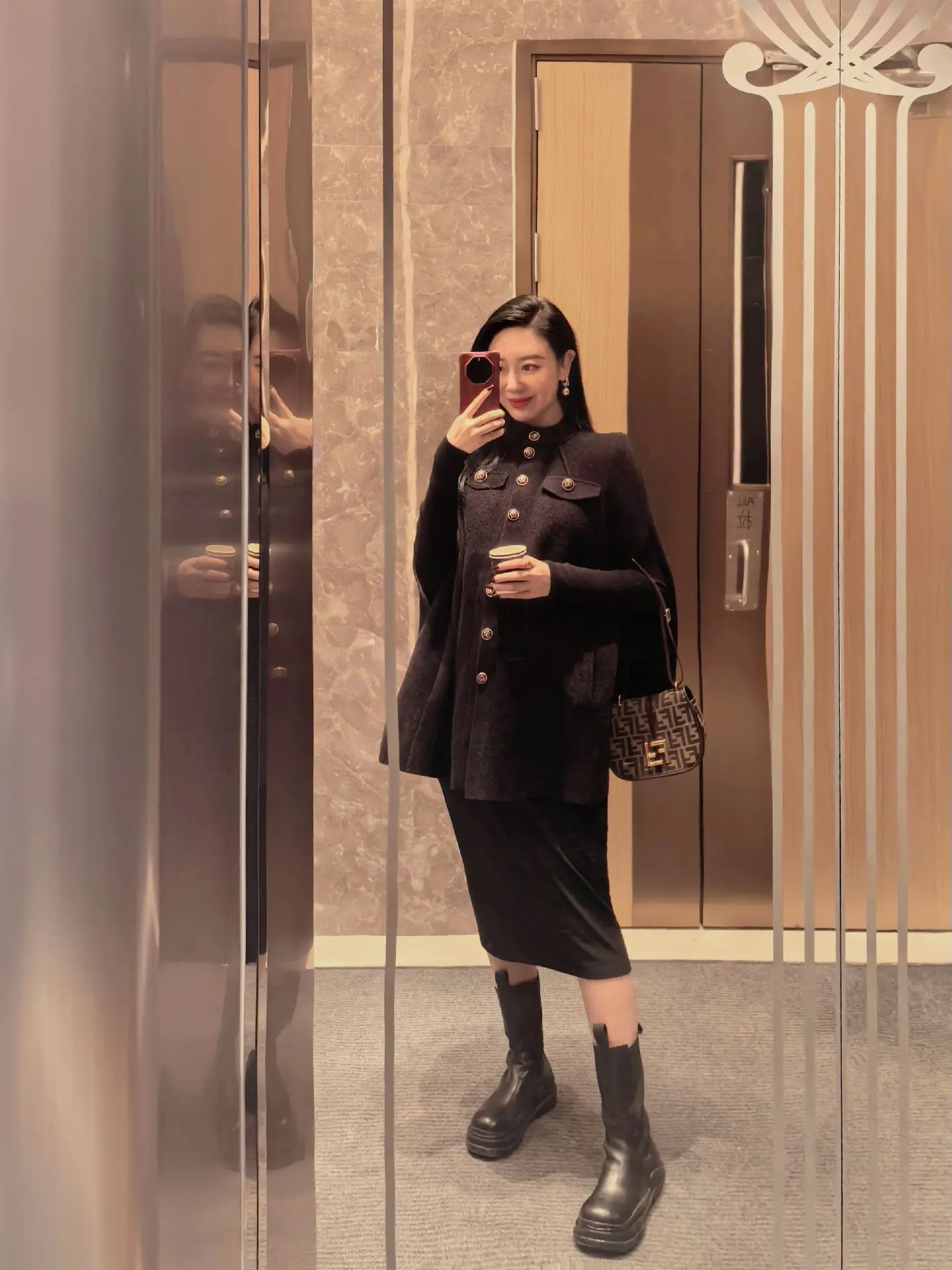 天冷了，有没有10万以内，20元左右的羽绒服推我一下？