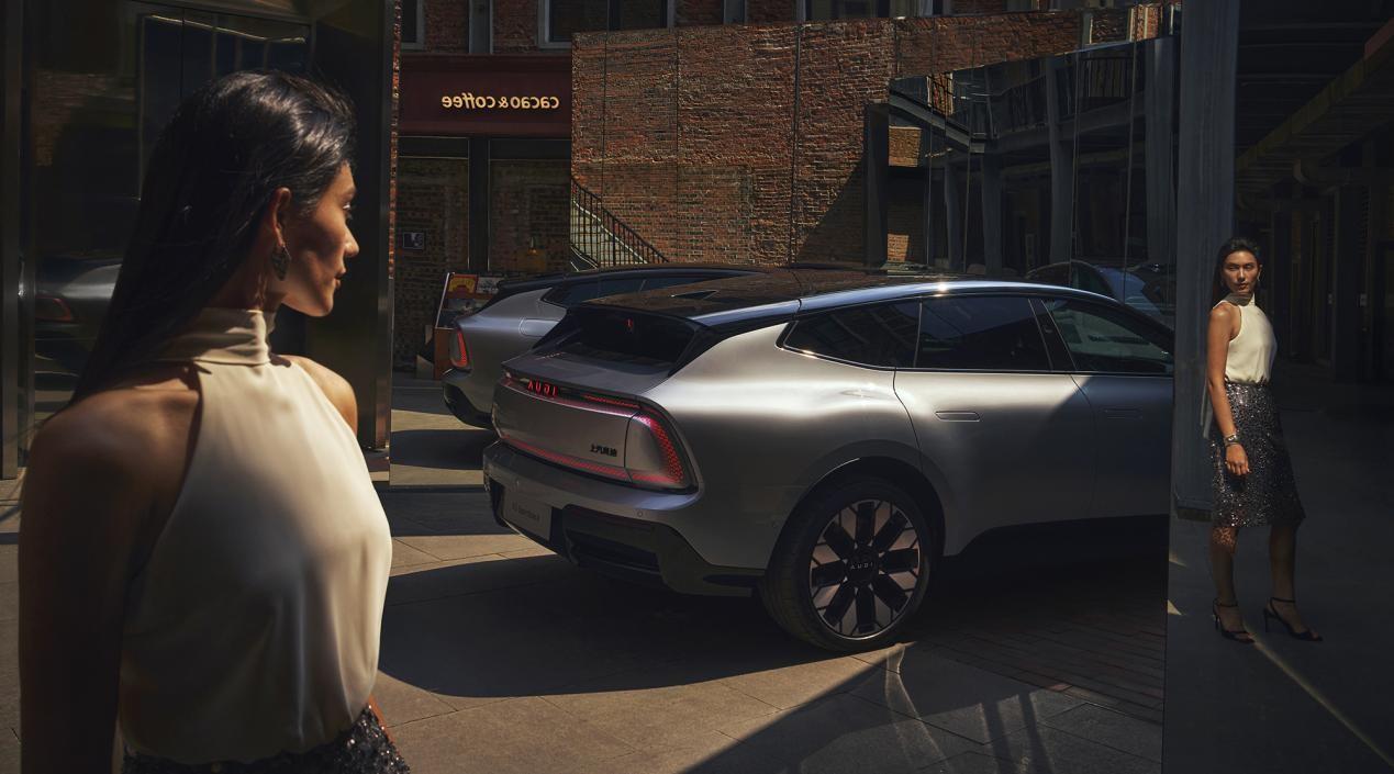 奥迪E5 Sportback这款神车，价格直降3万，20.59万起！quattr