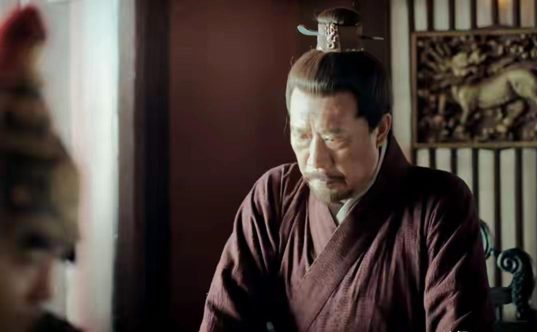 朱元璋在位30年杀尽功臣，不料唯一的漏网之鱼，4年后让江山易主。

建文元年八月