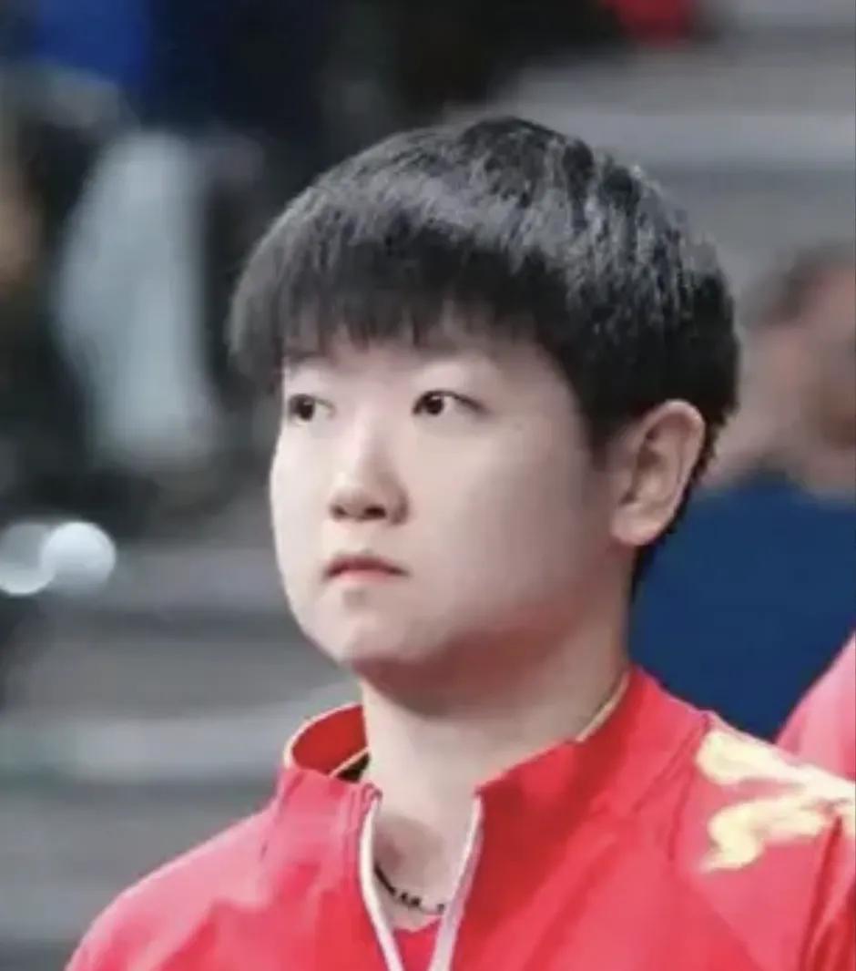 莎莎世一恐要不保了，曼昱迎头赶超也只是时间问题了！

莎莎现在是世界排名第一，积