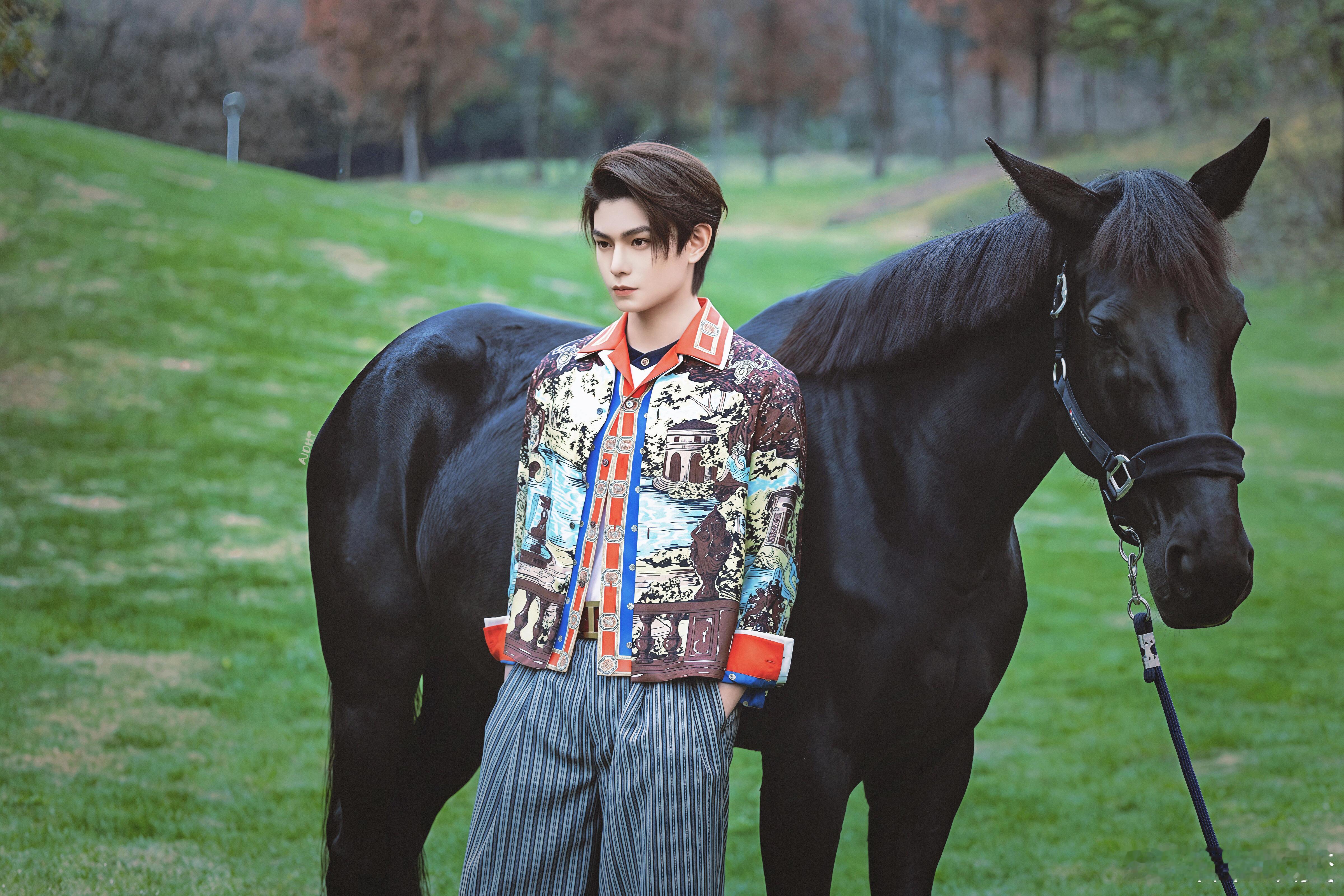 丁禹兮  丁禹兮兮壁纸，我对这个眼神没有抵抗力丁禹兮｜ 