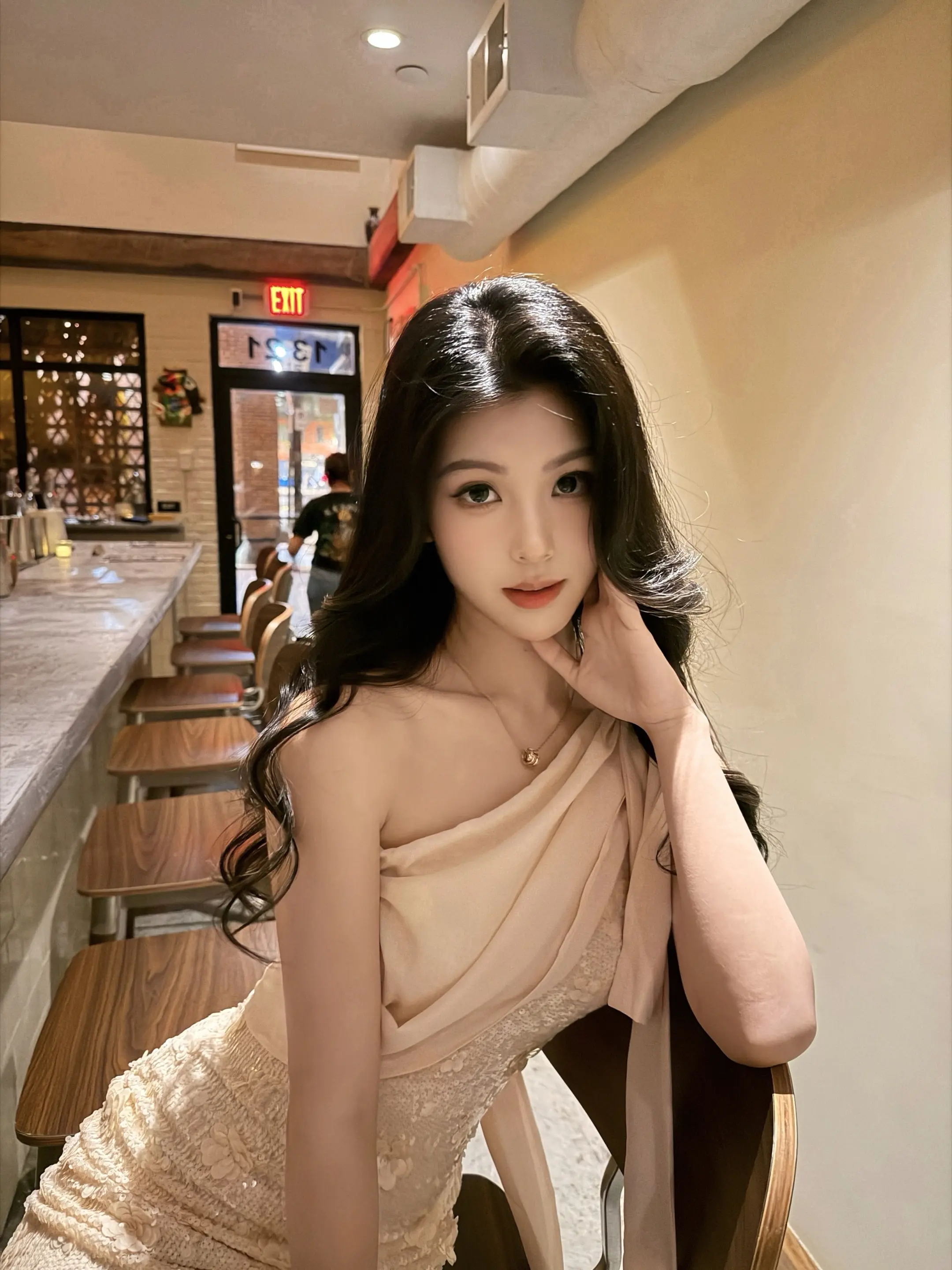 怎么看你一眼就脸红。