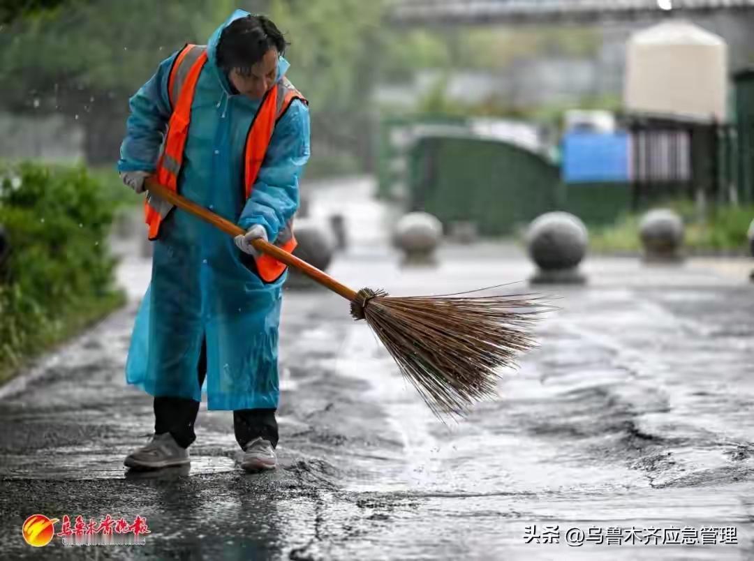 乌鲁木齐应急管理局新闻今天拍摄的乌鲁木齐街道的照片，我觉得拍的不错，给大家欣赏一