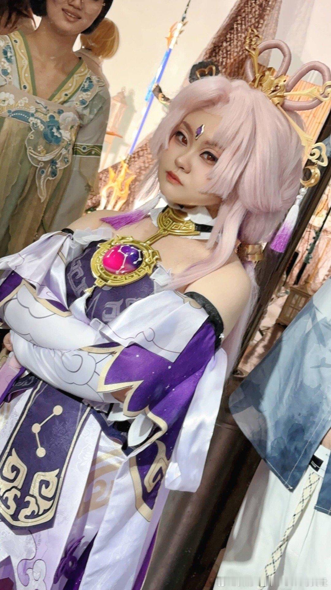 #崩坏星穹铁道[超话]# 漾漾的符玄.可爱可爱极了.  #原神##cosplay