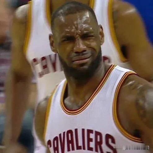 勒布朗需要保持长久的竞技状态才能取得那样的成就和荣誉。

NBA历史上共有188