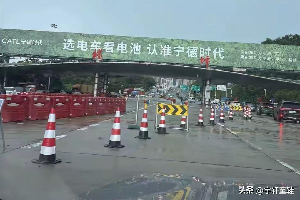 选电车看智驾，认准华为乾崑智驾；选电车看电池，认准宁德时代！
不得不说，在新能源