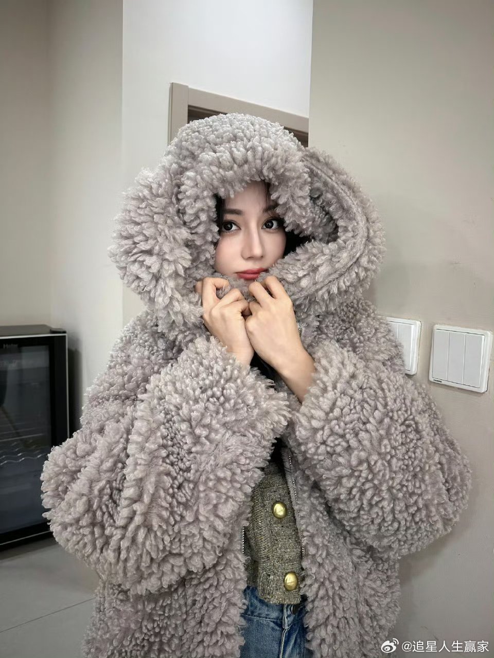 迪丽热巴三月行程图来了：3号时装周看秀22号品牌直播 期待美神闪耀巴黎全场❗️