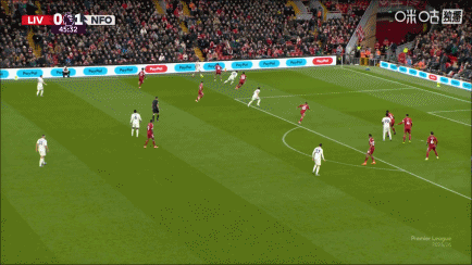利物浦0-2落后诺丁汉森林，比赛第46分钟，利物浦再丢一球！
11月23日 英超