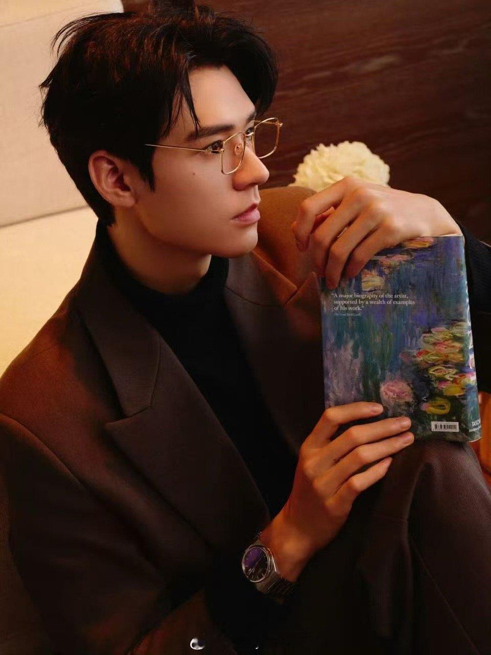 心向作品，步履不停！龚俊希望能多积累更好的作品2026百花迎春 龚俊始终保持演员