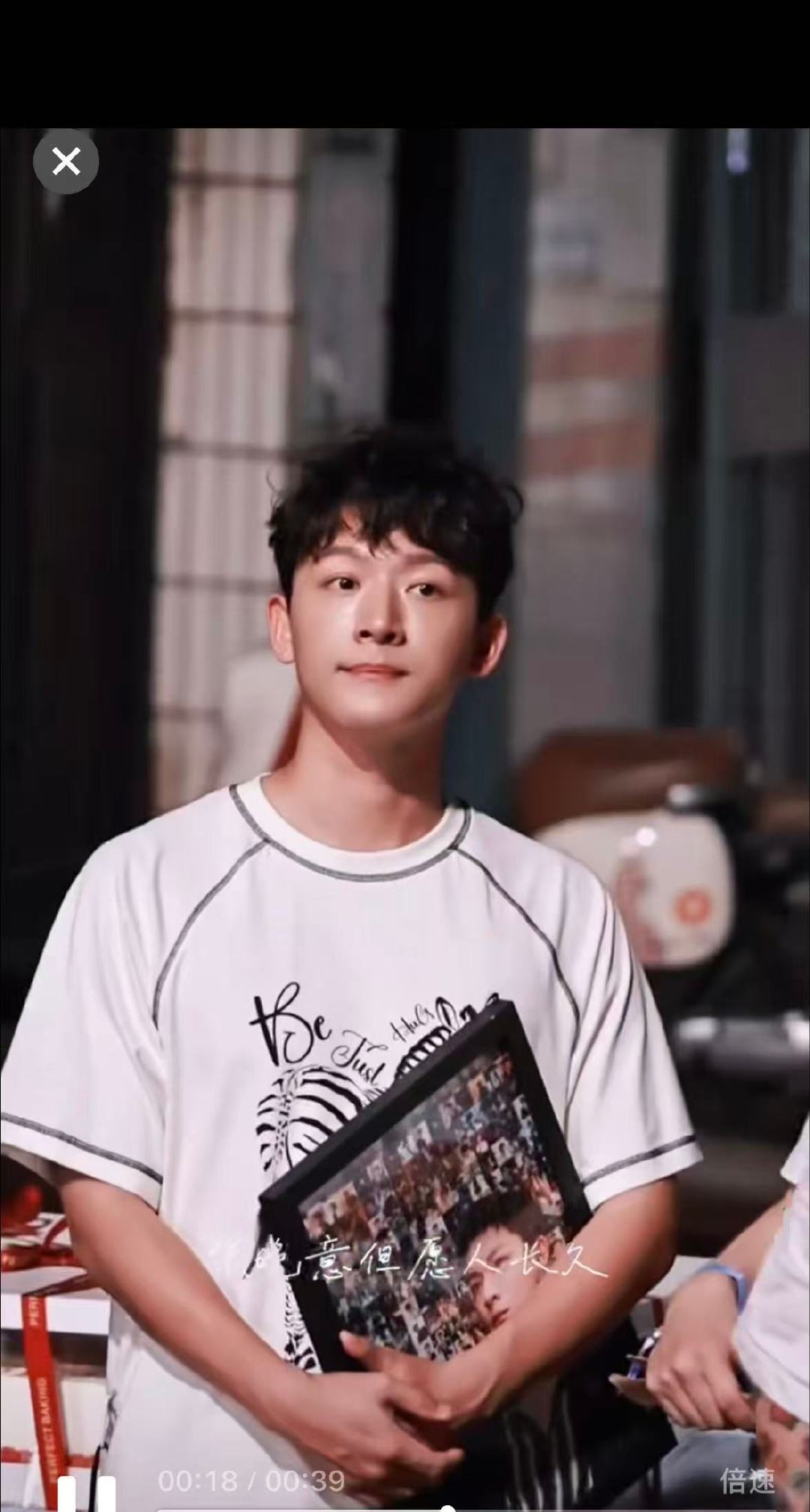 张晚意演的是人间真实老公 张晚意首个都市婚姻剧男主 盼了好久！张晚意终于解锁都市