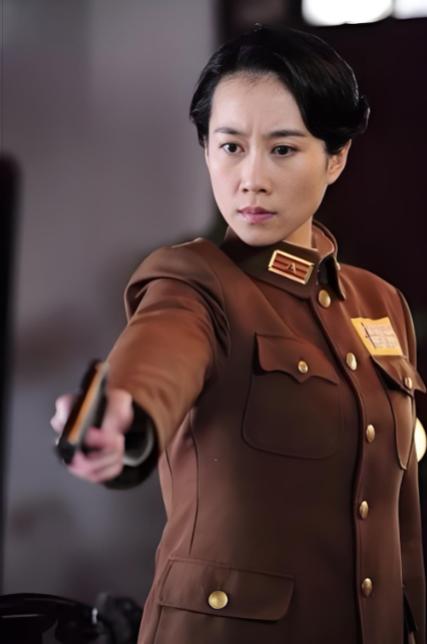 34集谍战剧，温峥嵘丁海峰领衔主演，多位老戏骨同台飙戏，剧情环环相扣，谍战剧爱好