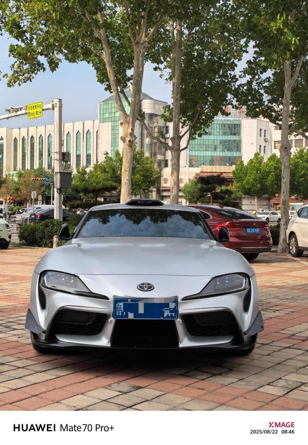 丰田GR Supra[疑问]这类跑车，国内还真是不多见…… ​​​