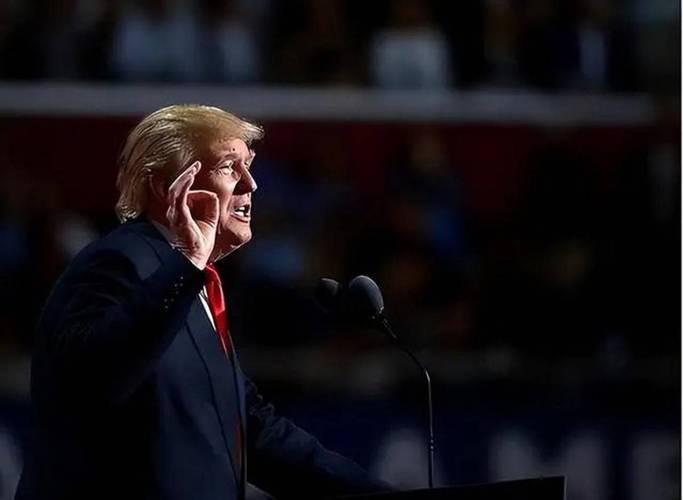 哎，朋友们，之前黄仁勋还特自信地说，中国肯定特别需要他们的H200芯片，需求老强