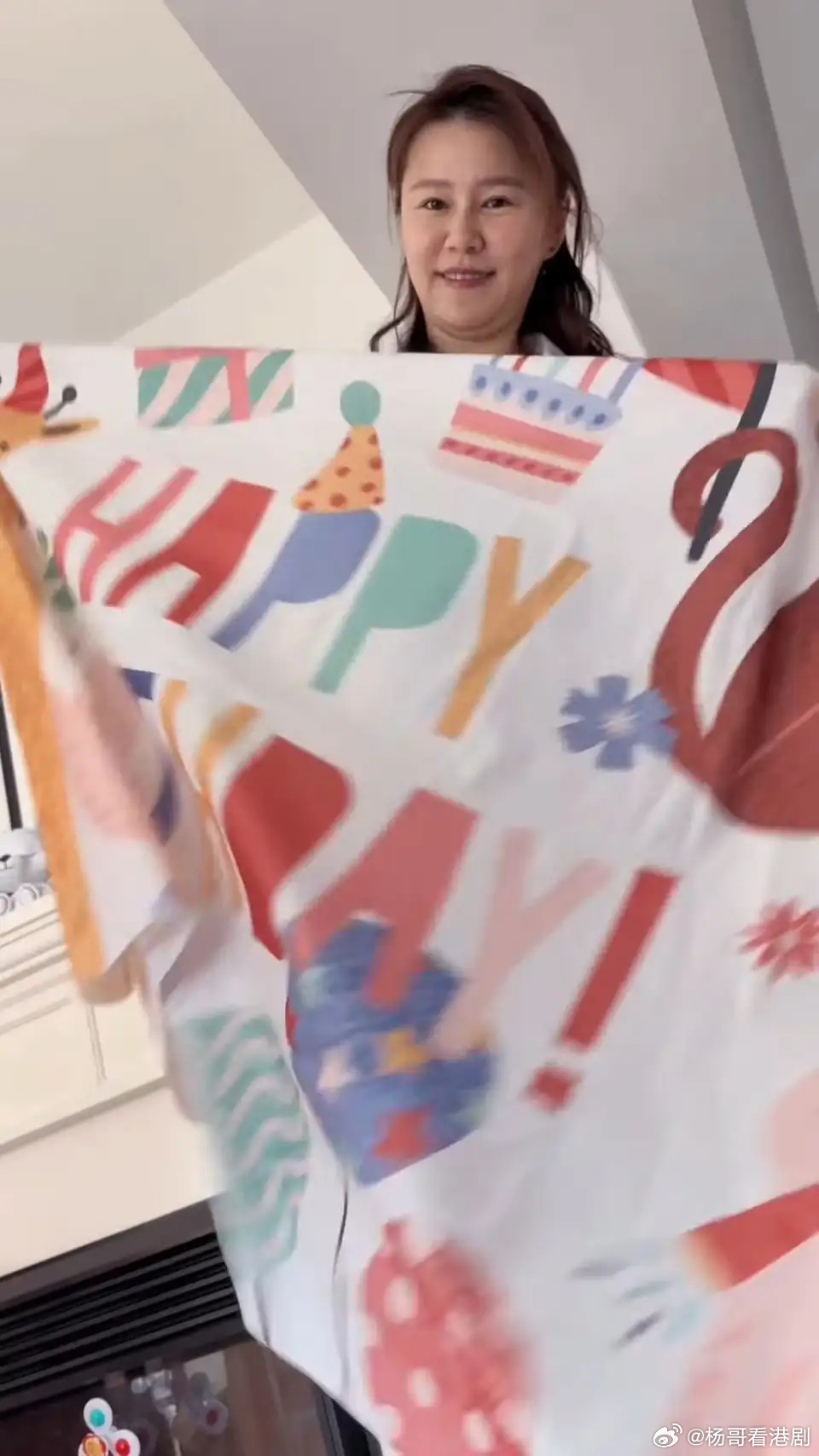 蕭正楠黃翠如為囝囝搞小型生日會 一家三口溫馨滿瀉.蕭正楠同黃翠如自從有咗囝囝蕭哈