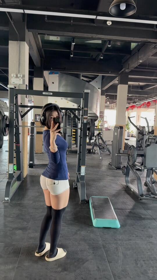一进入健身就什么烦恼都没有🍃