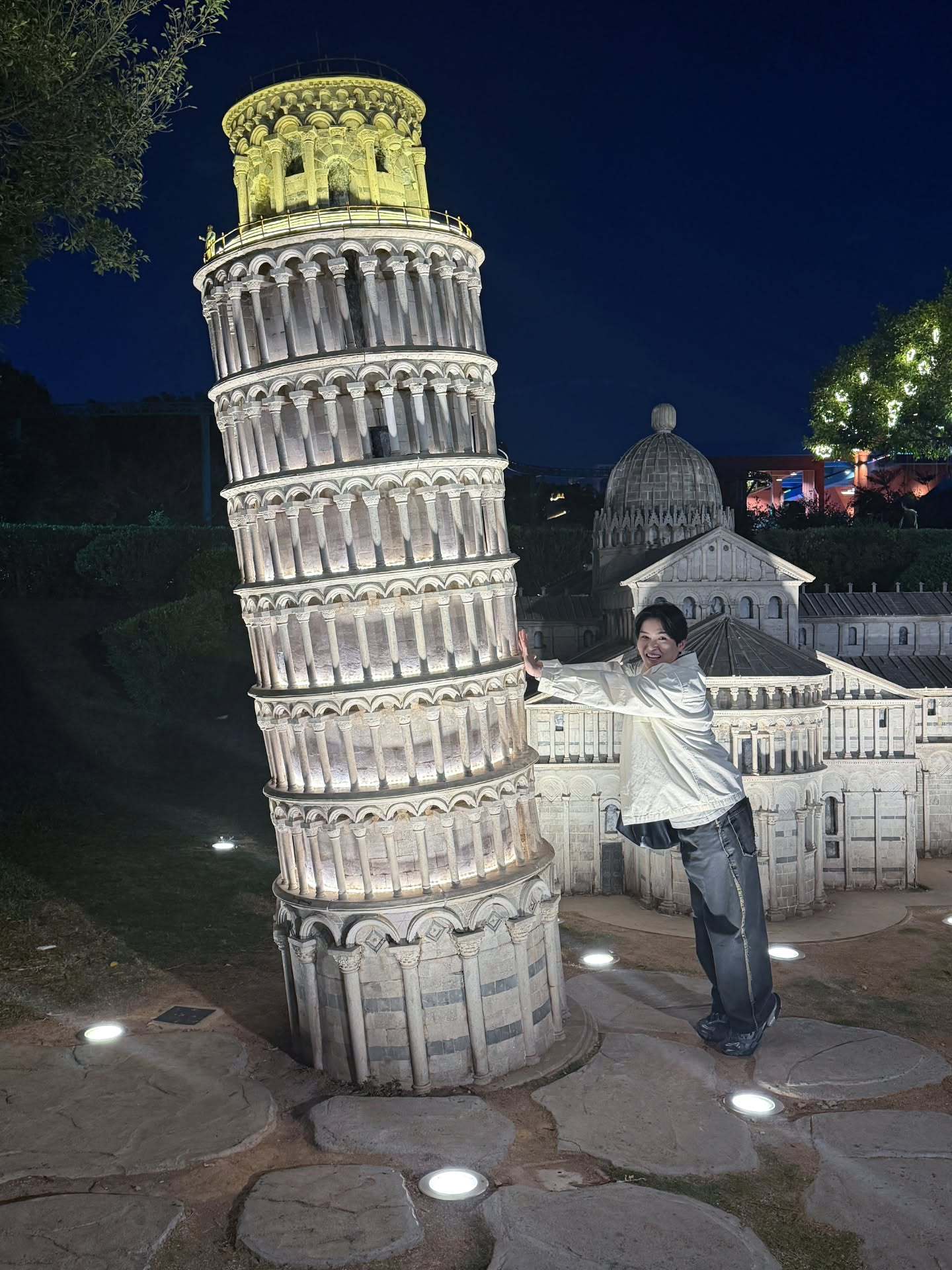 “CB百蓝_。260318金厉旭 IG更新：在深圳的每一刻都很珍贵 (原文即中文