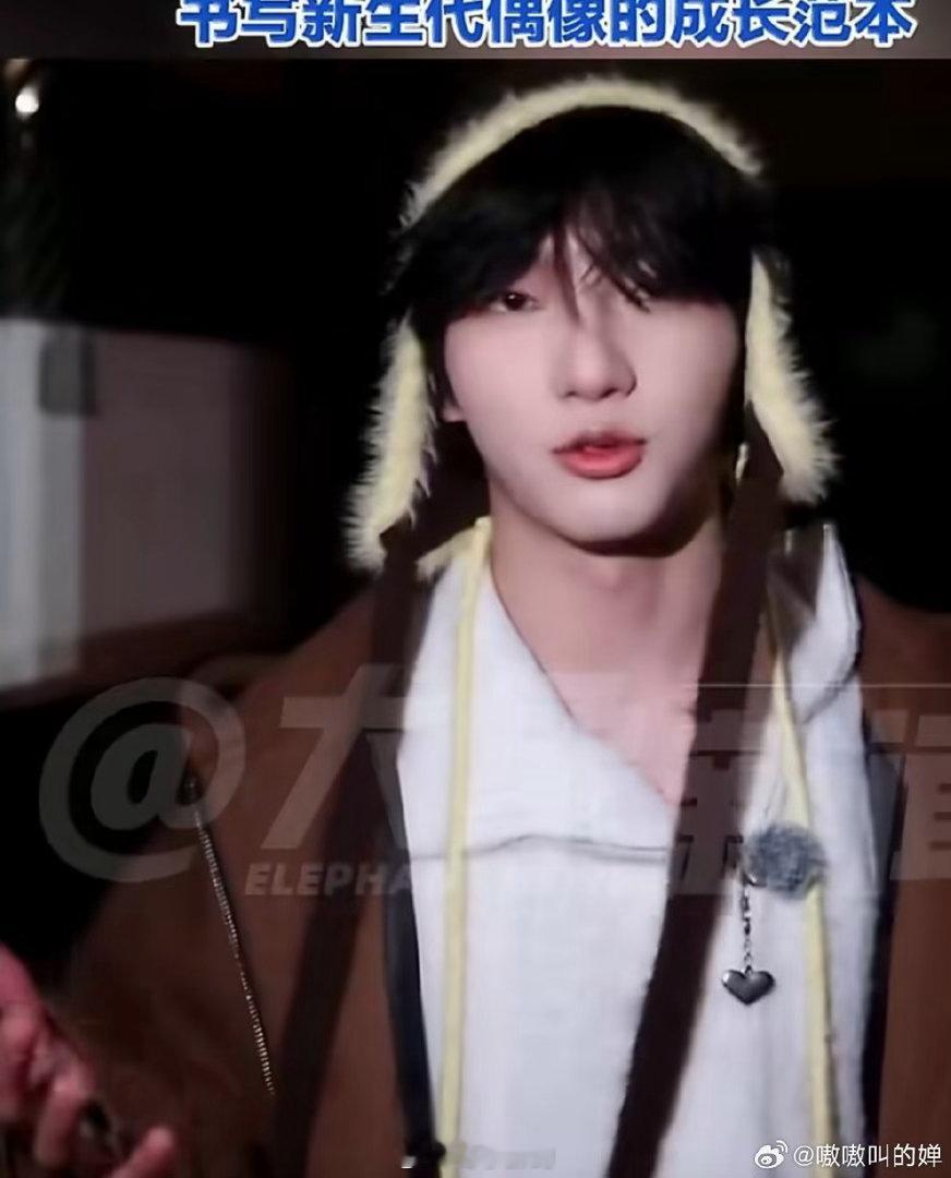 穆祉丞周五晚高疯高光时刻周五晚高疯 看穆祉丞跟每个人互动都觉得舒服，他不端着也不