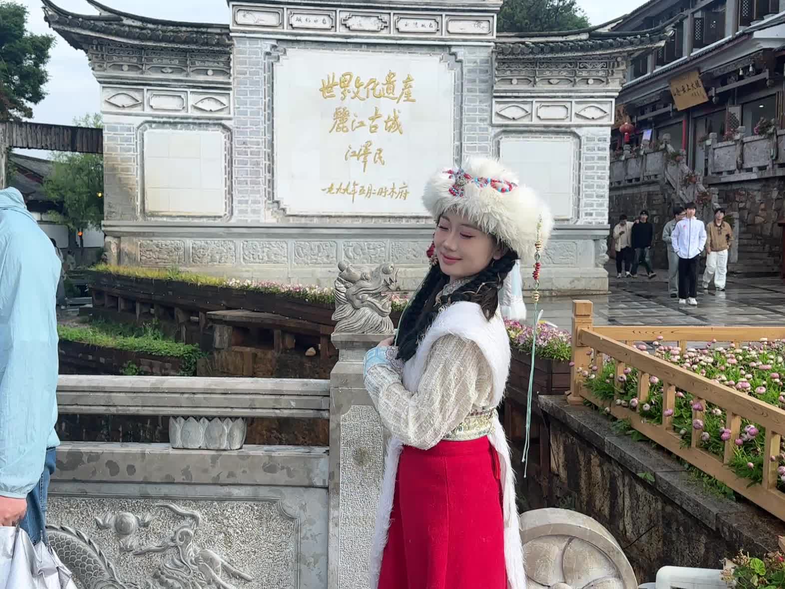 请帮主包选九张发朋友圈😋