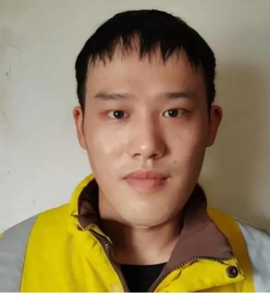 2018年杭州，21岁外卖员叶阳辉接到了一单特殊的配送。订单备注栏里只写了六个字