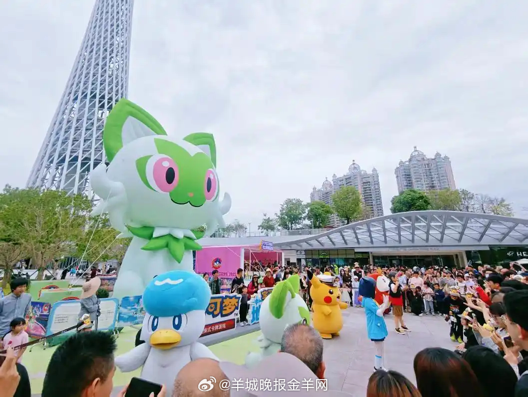 【#广州上半年接待游客1.13亿人次#】2025年上半年，广州文旅市场活力迸发，