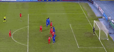 北马其顿队长的右脚堪比梅西的左脚，一击致命，绝平意大利队。[尬笑]虽然没赢，但北