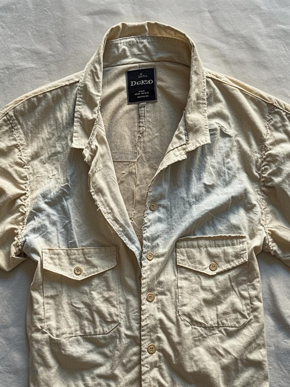 打开社交软件，穿几年前的旧衣服，你会感觉自卑吗 这个话题一出来，立马引发无数人站